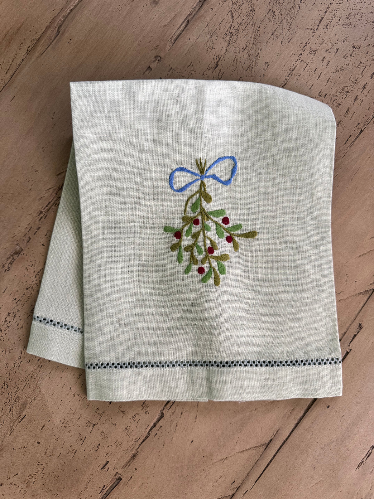 Mistletoe Hand Towel